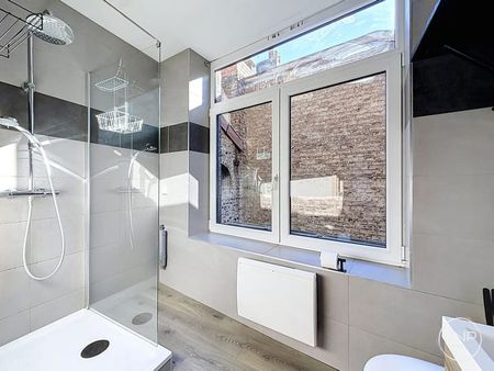 Appartement te huur - foto 3