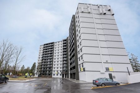 Royalton Place - Photo 3