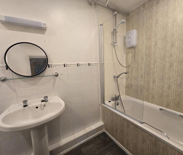 2 bedroom maisonette to rent - Photo 6