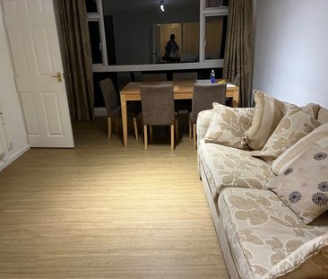 2 Bed Flat, Southcote Road, RG30 - Photo 3