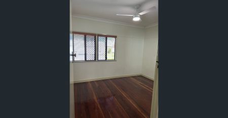 A Character-Filled Home with 3 bedrooms plus multipurpose room - Photo 5