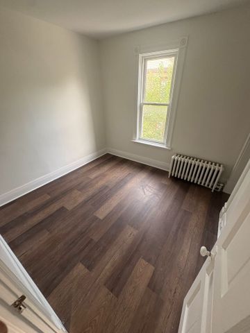 For Lease - 466 Dufferin Avenue Unit# 1, London East, Ontario - Photo 3