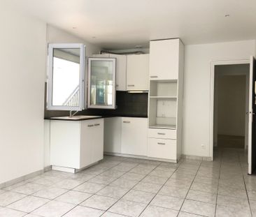 Location Appartement Rosny-sous-Bois 93110 Victor Hugo - Photo 2