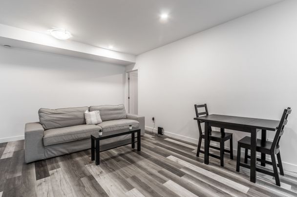 For Lease - 865 Tavistock Road Unit# B, Britannia Heights - Queensway Terrace N and Area, Ontario - Photo 1