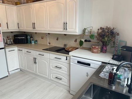 Room in a Shared House, Crown Lane, SM4 - Photo 2