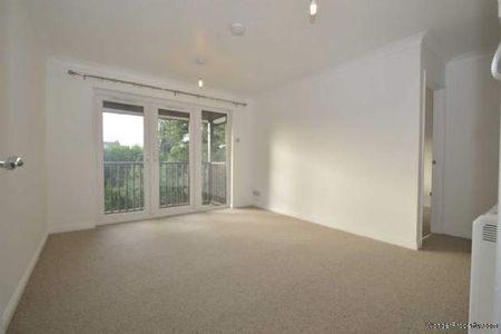 1 bedroom property to rent in Addlestone - Photo 5