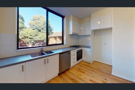 Unit 8/21 Irving Avenue, Prahran. - Photo 4