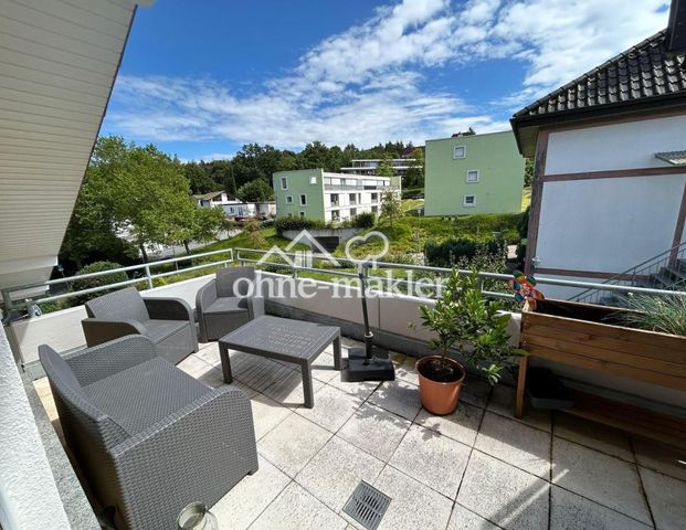Dachgeschosswohnung in Pforzheim - Photo 1