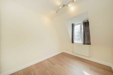 Green Avenue, NW7, London - Photo 4