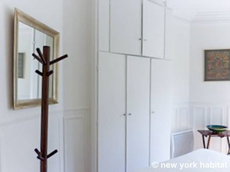 Logement à Paris, Location meublée - Photo 4