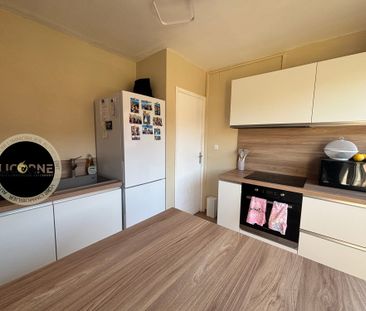 Location Appartement 2 pièces 53m² LES PENNES MIRABEAU 13170 - Photo 4