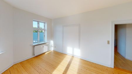 Indbydende lejlighed nær Limfjorden i Aalborg Vestby - Foto 5