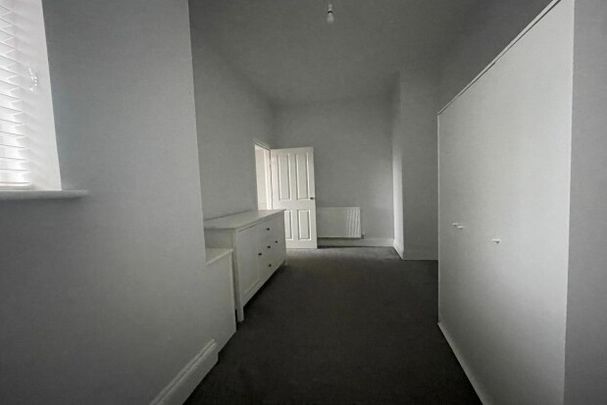 Derby Lane, Old Swan. L13 - Photo 1