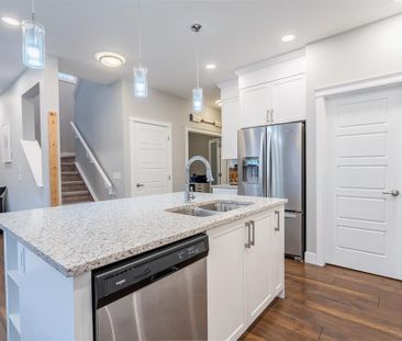 4 Bed Home For Rent In Airdrie - Photo 1