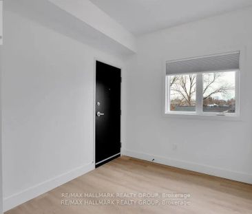 6 - 109 RUSSELL AVENUE - Photo 3