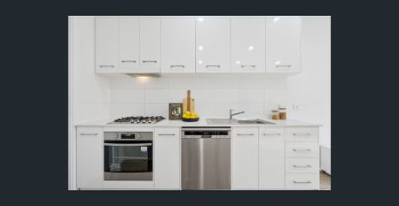 Modern Townhouse with Spacious Layout & Low-Maintenance Living - Photo 5