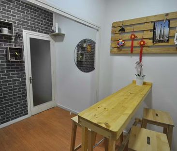 Carrer d'Ausiàs March, Barcelona, Catalonia - Photo 2