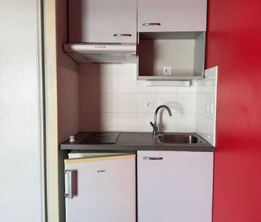 Location Appartement 1 pièce 26m² BORDEAUX 33000 - Photo 1