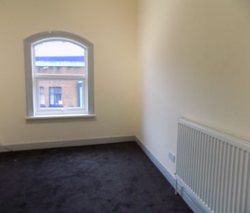 High Street, Bangor, Gwynedd, LL57 - Photo 4