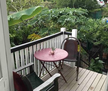 Highgate Hill - Photo 2