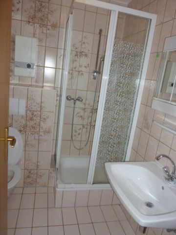 "GRÖDIG - Kleines 2 Zimmer Appartement mit Balkon und PKW-Stellplatz" - Photo 3