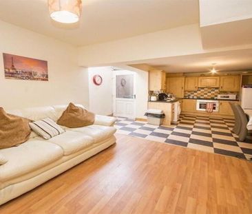 Room 5, 45 Balfour Avenue, Belfast, BT7 2EU - Photo 1