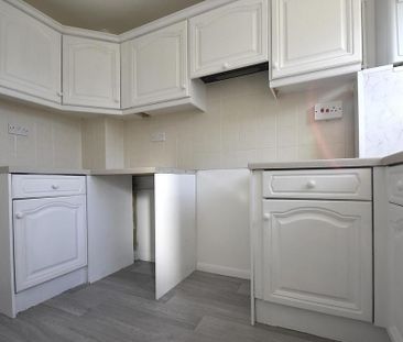 2 bedroom terraced house to rent - Photo 6