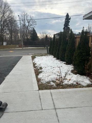 5294 Lawrence Avenue E #Lower Level - Photo 3