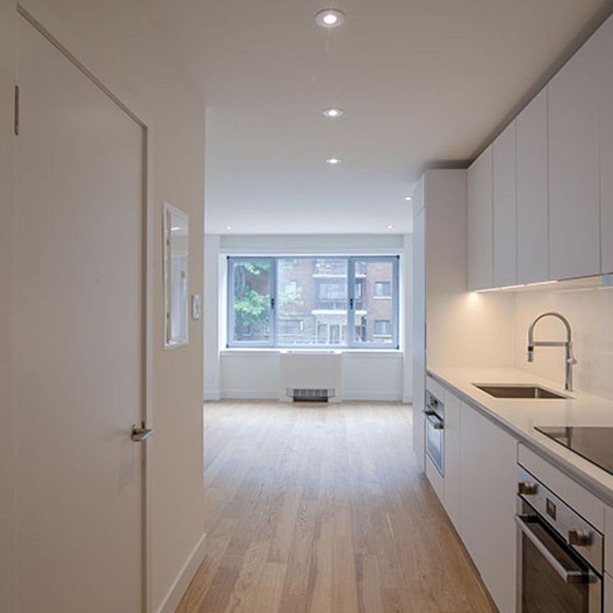 3468 Rue Drummond - Photo 1