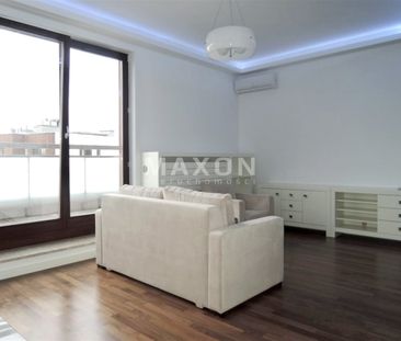 Apartament tuż przy stacji metra. - Zdjęcie 3