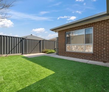 12 Dolly Street, Googong. - Photo 5