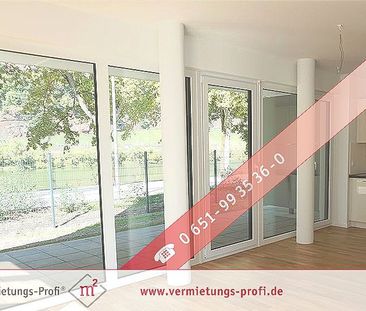 Moderne Erdgeschosswohnung mit Einbauküche und Terasse!! Mit direkt... - Photo 1