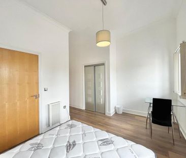1 bedroom in a flat share to rent - Photo 4