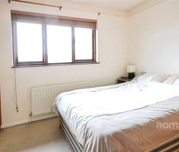 2 bedroom property to rent - Photo 2