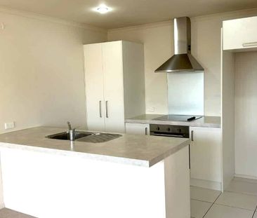 3 Bedroom Apartment - Photo 3