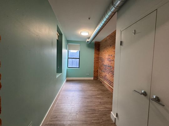 For Lease - 2870 Dundas Street Unit# 213, Toronto, Ontario - Photo 1