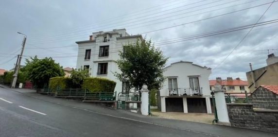 Location Appartement 3 pièces 58m² CLERMONT FERRAND 63100 - Photo 2