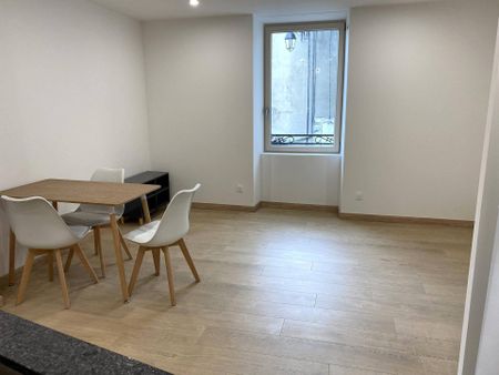 Location appartement 2 pièces 33.2 m² à Lachapelle-sous-Aubenas (07200) - Photo 2