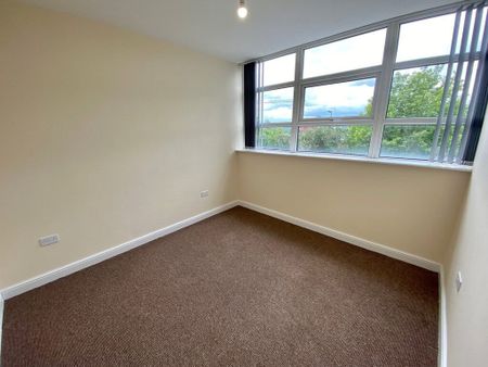 14-16 Ship Hill, S60 2HG - Photo 2