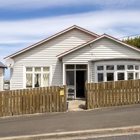 Fully Furnished Room + Unlimited Wi-Fi – Available Now! - Photo 3