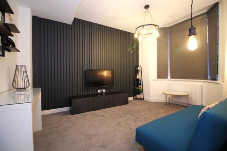 College Avenue, Leicester, LE2 0JF - Photo 4