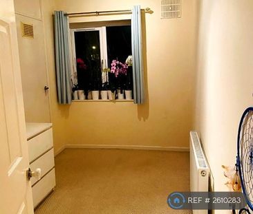 2 bedroom maisonette to rent - Photo 6