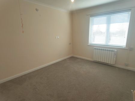 East Barton Road, Bury St. Edmunds, Great Barton - Photo 3