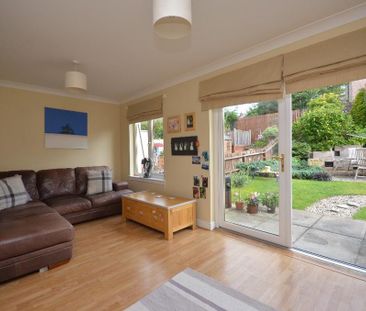 3 bedroom terraced house to rent - Photo 1