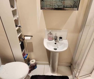 Apartment 7 190 Albertbridge Road, Belfast, BT5 4GU - Photo 5