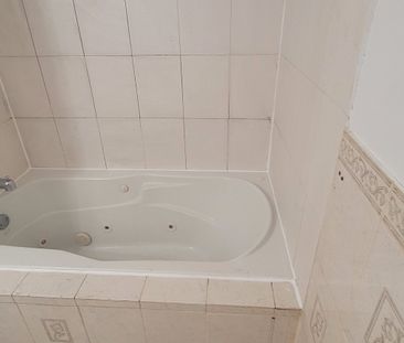 For Lease - 28 Greenleaf Terrace Unit# Ground Floor, Toronto, Ontario - Photo 2