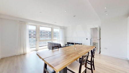 Matcham House, Sovereign Court, Hammersmith, W6 - Photo 2