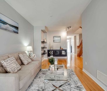 For Lease - 8 Townwood Drive Unit# 30, Richmond Hill, Ontario - Photo 1