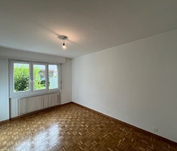 Proche du centre ville appartement de 3 pièces au rez-de-chaussée - Photo 2