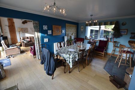 5 bedroom detached house to rent - Photo 5